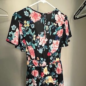 Black floral trixxi dress size small